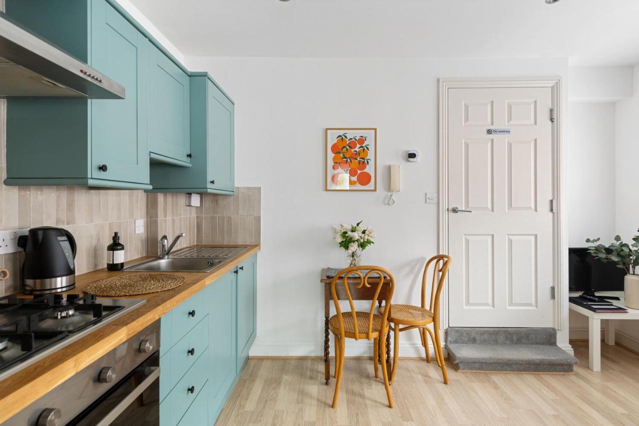 Albany By Black Door Stays Cardiff Exterior foto