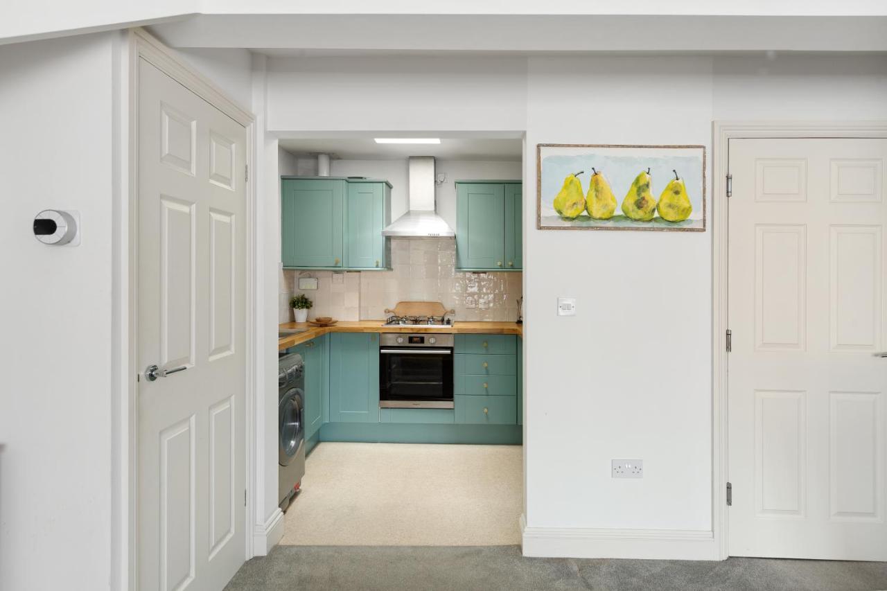 Albany By Black Door Stays Cardiff Exterior foto